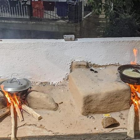 Sura Homestay Kandy Eksteriør bilde
