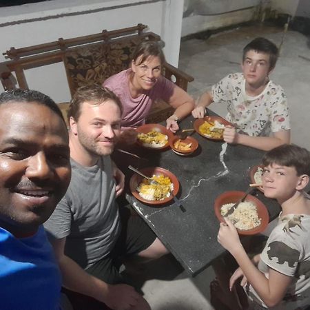 Sura Homestay Kandy Eksteriør bilde