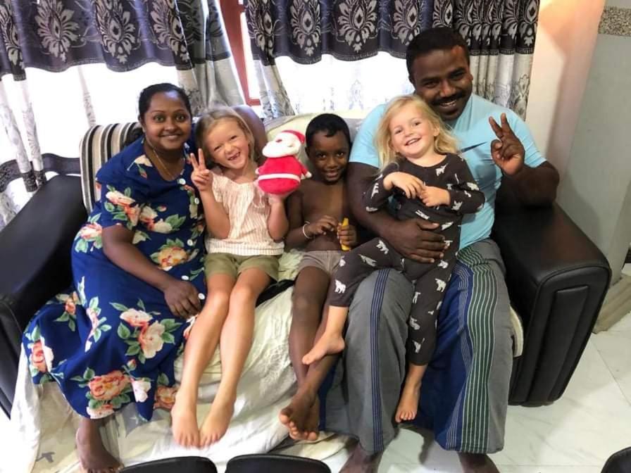 Sura Homestay Kandy Eksteriør bilde