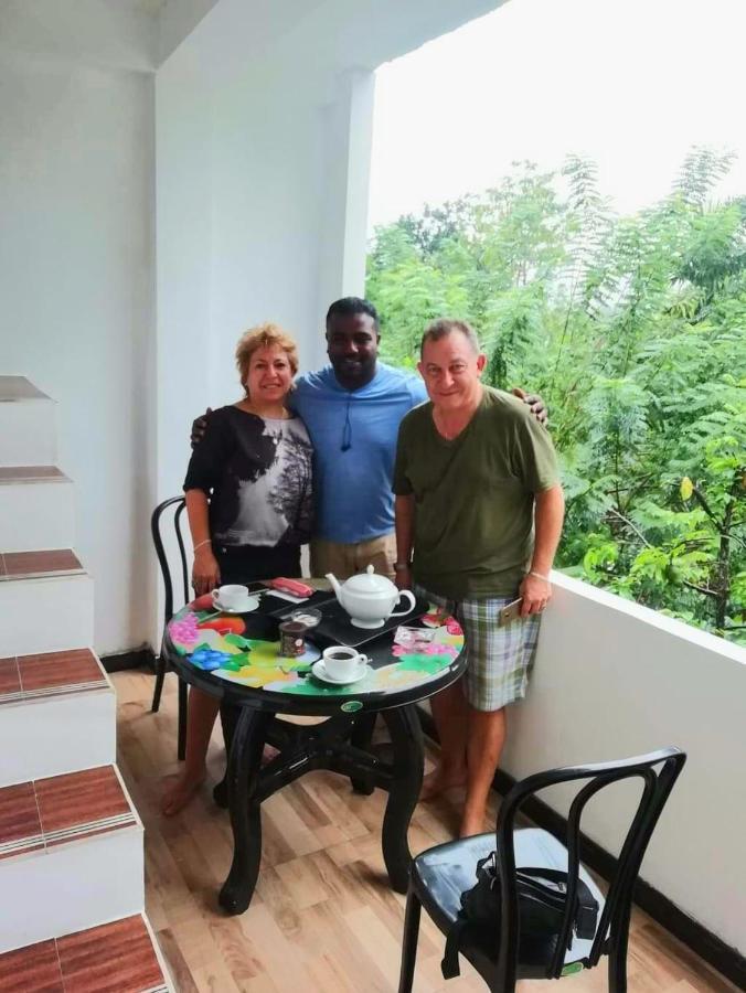 Sura Homestay Kandy Eksteriør bilde