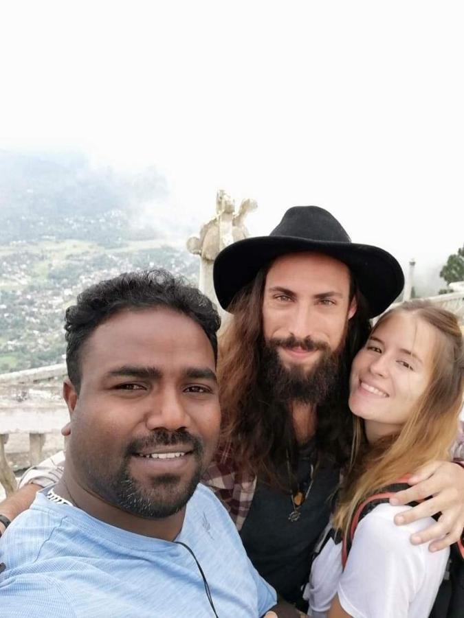 Sura Homestay Kandy Eksteriør bilde