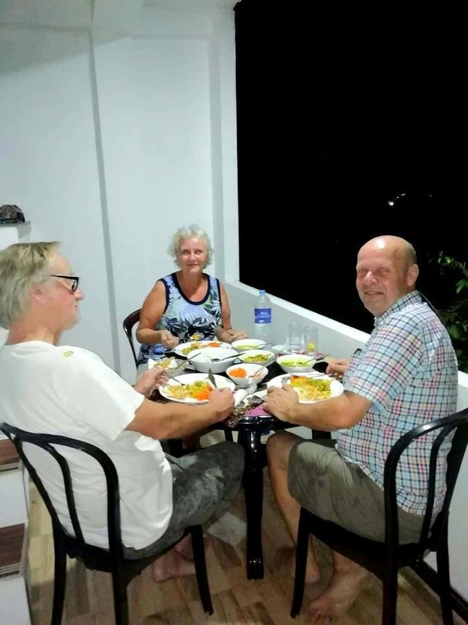 Sura Homestay Kandy Eksteriør bilde