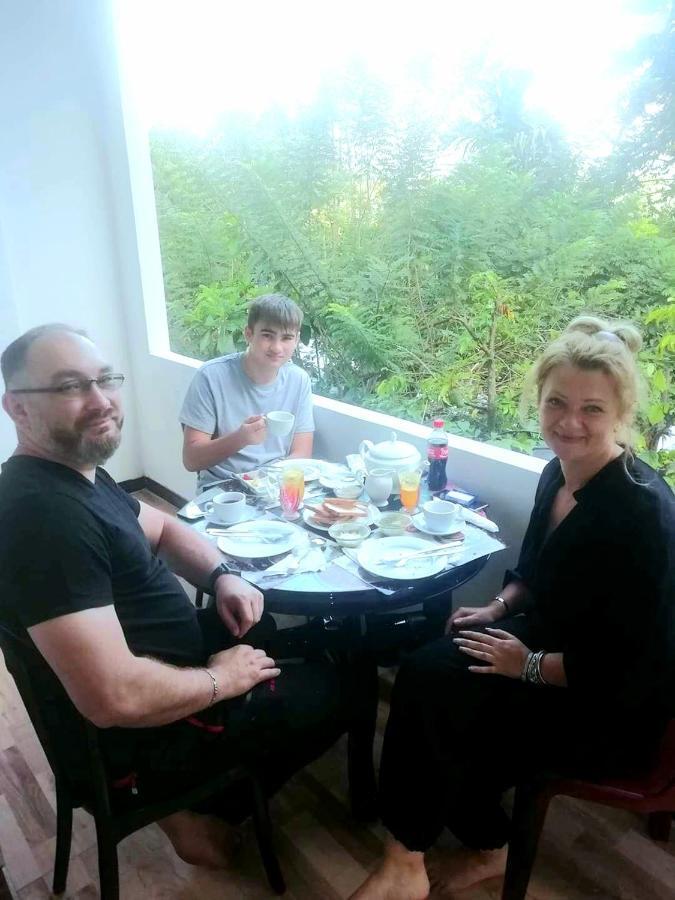 Sura Homestay Kandy Eksteriør bilde
